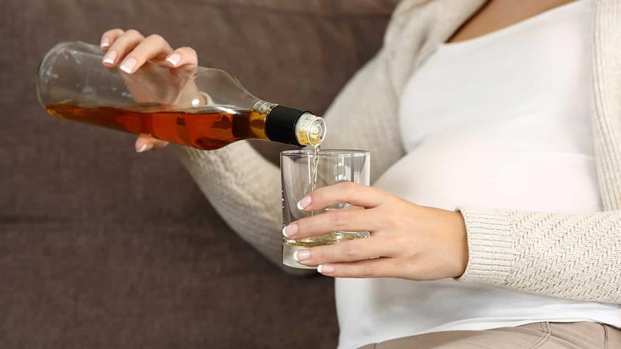 Alcohol en el embarazo: niños condenados antes de nacer