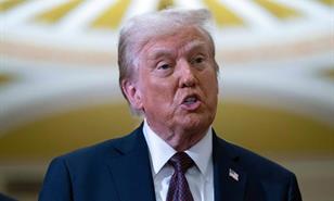 Trump usa el cierre del gobierno para amenazar con despidos permanentes