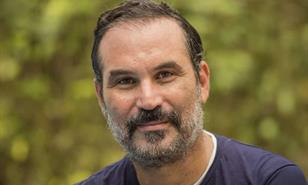 Miguel Yarull, entre imágenes y palabras