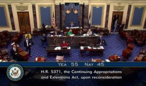 EE. UU. entra en una parálisis presupuestaria e interrumpe servicios de agencias federales