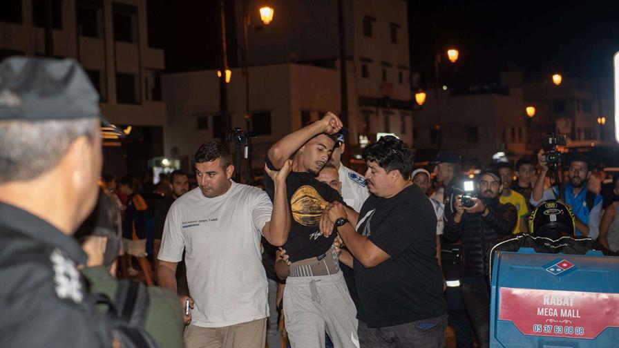 La generación Z marroquí pasa de las pantallas a las calles con protestas violentas