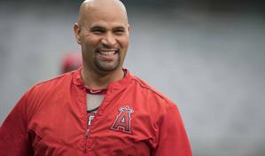 Citan a Pujols como candidato a dirigir a los Angelinos, lo que lo sacaría del Clásico