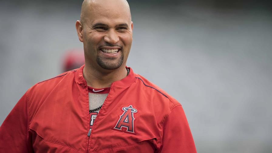 Citan a Pujols como candidato a dirigir a los Angelinos, lo que lo sacaría del Clásico