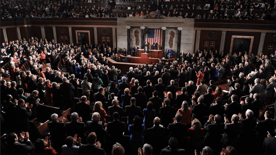 Congreso de EE. UU. aprueba acuerdo y pone fin a 43 días de cierre de Gobierno Congreso de EE. UU. aprueba acuerdo y pone fin a 43 días de cierre de Gobierno