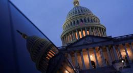 Senadores republicanos y demócratas alcanzan acuerdo para reabrir gobierno federal