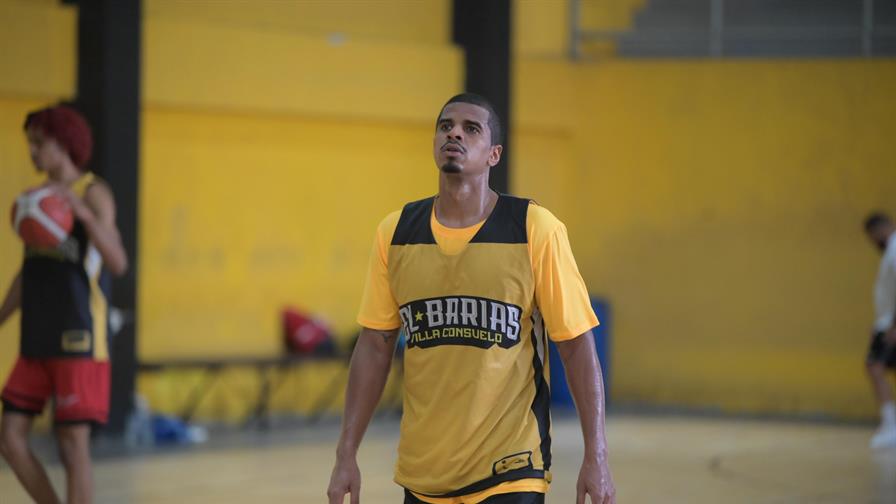 Edgar Sosa se marcha a Irán y finaliza participación con el Club Rafael Barias en el TBS Distrito