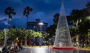 Venezolanos reciben su anticipada Navidad en relativa normalidad pese a amenazas de EE. UU.