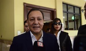 Abel Martínez exige verdad y responsabilidades por muerte de niña en excursión en Santiago