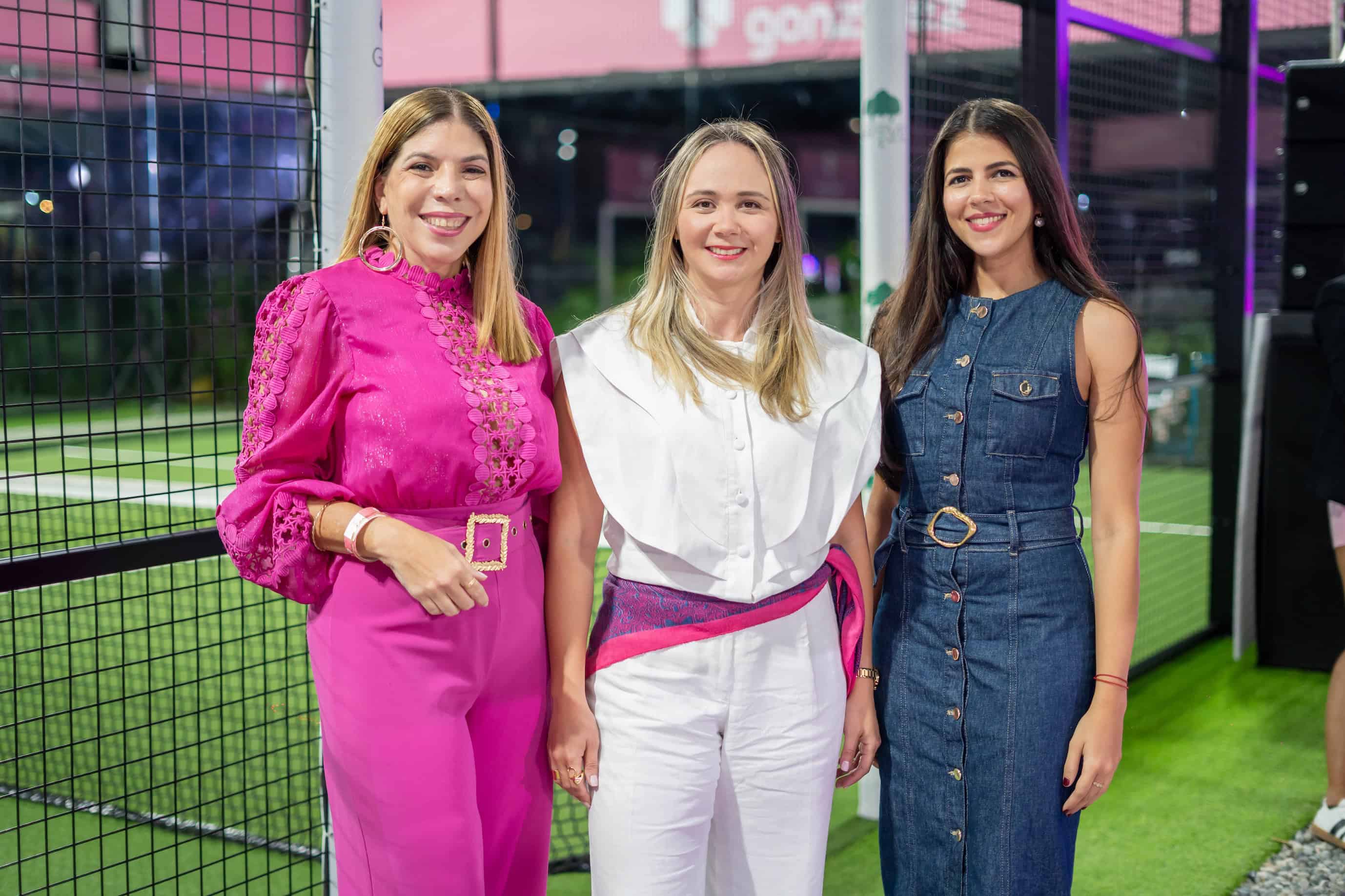 Jacqueline Nivar, Estela Coiscou y Lisa Pereyra.