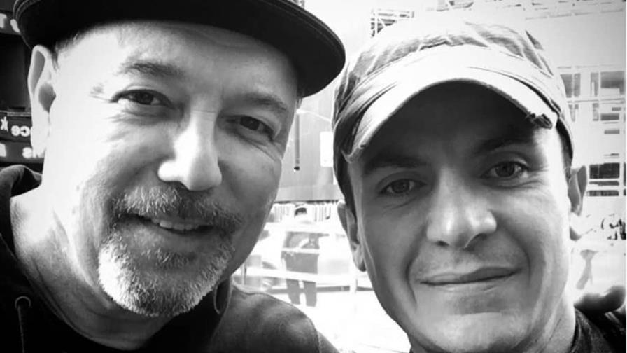 Fonseca y Rubén Blades lanzan video de Nunca me fui, creado con inteligencia artificial