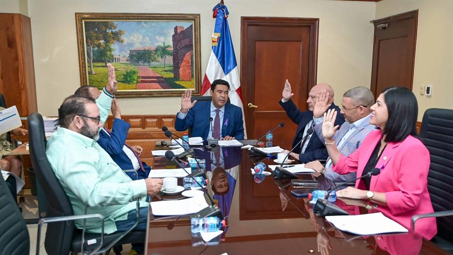 Los diputados y senadores mantienen rutas separadas en el estudio de la reforma laboral