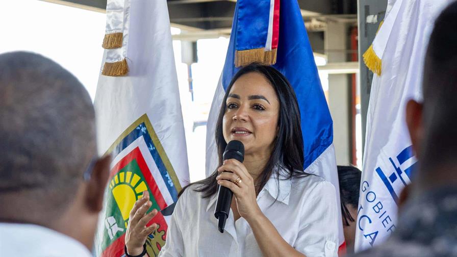 Más de 15,000 mujeres aspiran a ingresar a la Policía Nacional, revela Faride Raful