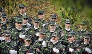 Rumanía pagará 8,300 euros a los ciudadanos que hagan el servicio militar voluntariamente