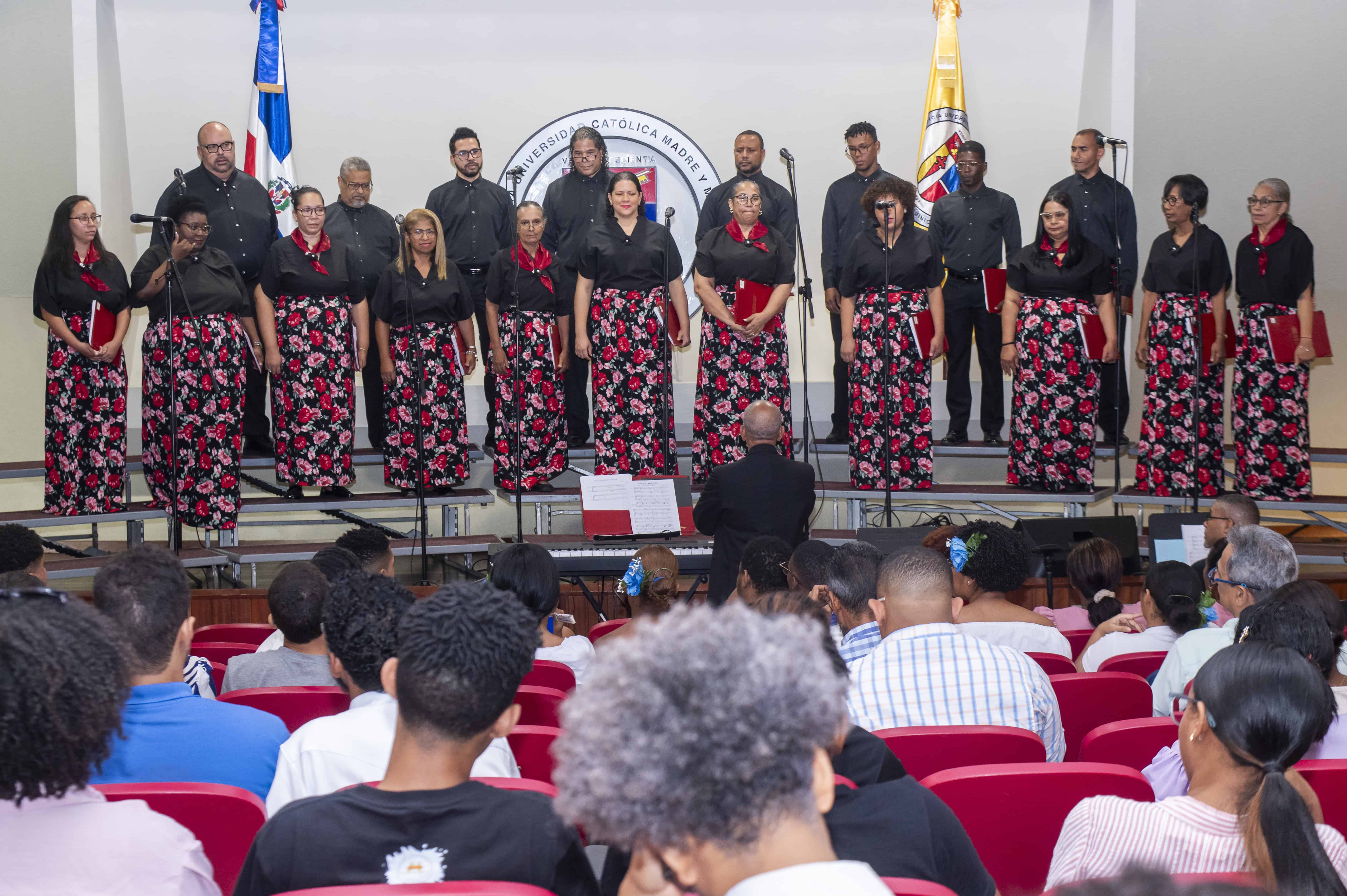 El Coro Camerata de la Catedral Primada de América.
