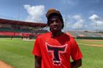 Felnin Celesten, primer pick del draft de novatos de 2025, ya practica con los Toros del Este