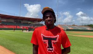 Felnin Celesten, primer pick del draft de novatos de 2025, ya practica con los Toros del Este