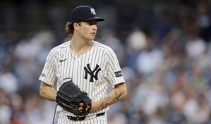 Cam Schlittler brilla y los Yankees eliminan a Boston en la serie de comodines
