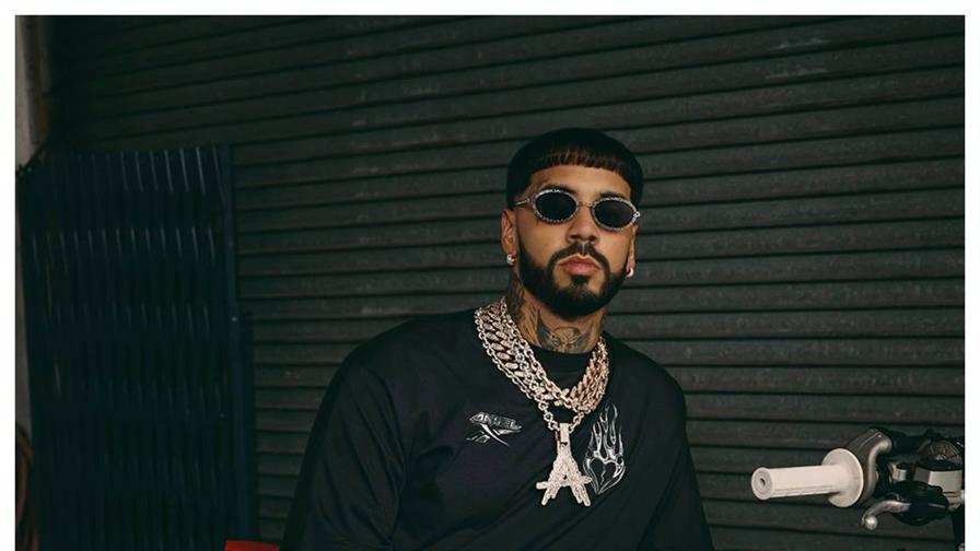 Policía analiza posible conexión de Anuel AA con balacera en el Choliseo