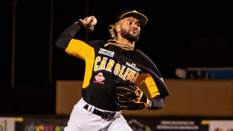 Leones anuncian al relevista puertorriqueño José Espada Leones anuncian al relevista puertorriqueño José Espada