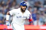 Video| Kirk y Guerrero Jr. guían a los Azulejos a su primera victoria de postemporada desde 2016
