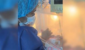 Martha Heredia anuncia el nacimiento de su hijo y pide oraciones por su salud