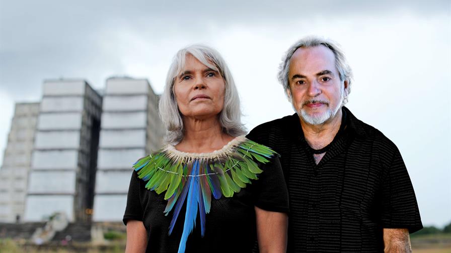 Irka y Tadeu lanzan nueva versión de "El Faro a Colón" como homenaje a la resistencia