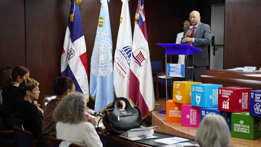 Minerd capacita a más de 500 docentes y funcionarios en derechos humanos Minerd capacita a más de 500 docentes y funcionarios en derechos humanos