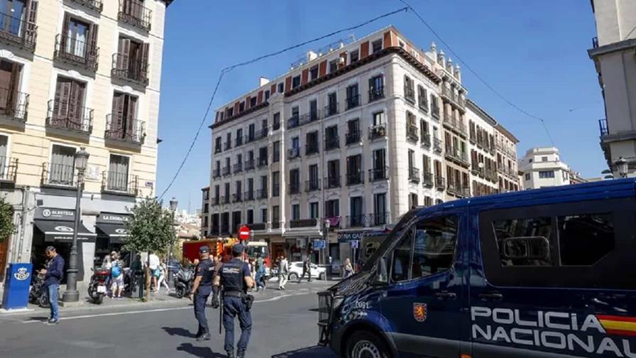 Cuatro desaparecidos en el derrumbe de un edificio en obras en el centro de Madrid