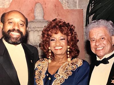 Nombran una calle en NY en honor al dominicano Ralph Mercado