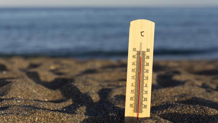 El calor de junio de 2023 superó en 3 grados la temperatura media del mar durante 16 días