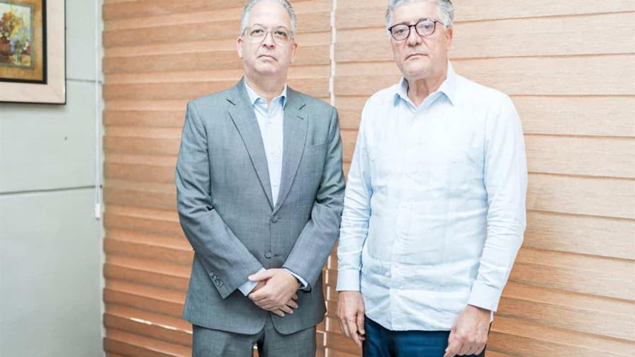 Ex rector de la UASD Roberto Santana asume la Dirección de Servicios Penitenciarios y Correccionales Ex rector de la UASD Roberto Santana asume la Dirección de Servicios Penitenciarios y Correccionales