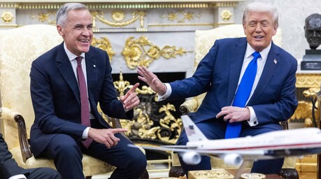 Trump anuncia aranceles del 50 % a autos y acero canadienses a partir de enero de 2027