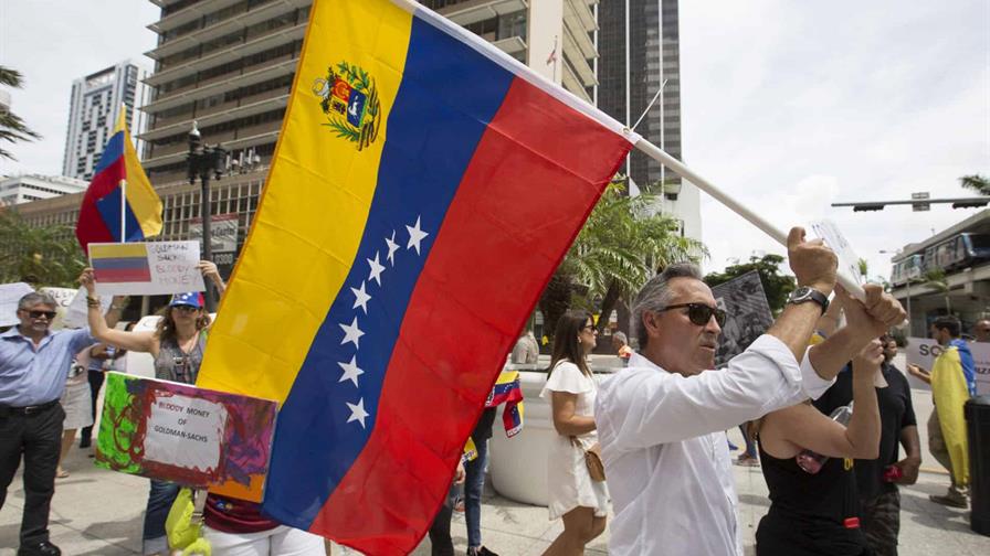 Exiliados piden a Trump diferir la deportación de los venezolanos tras el fin del TPS Exiliados piden a Trump diferir la deportación de los venezolanos tras el fin del TPS