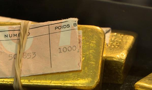 Precio del oro supera por primera vez los US$4,000 por onza