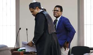 Otra fallida audiencia sobre la apelación al permiso laboral de Donni Santana