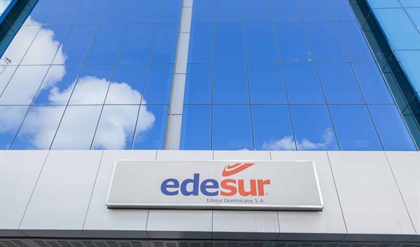 Edesur informa que residentes de Mena en Tamayo se niegan a pagar la luz  y enfrentan al personal