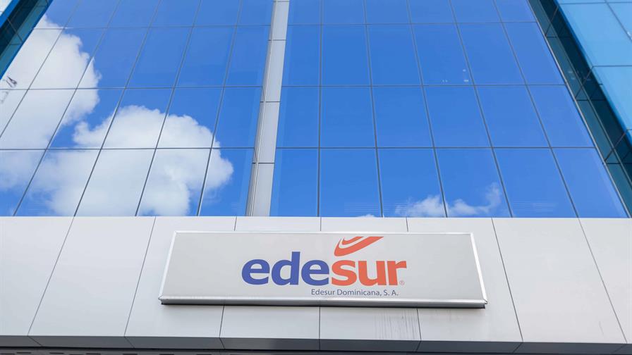 Edesur informa que residentes de Mena en Tamayo se niegan a pagar la luz y enfrentan al personal Edesur informa que residentes de Mena en Tamayo se niegan a pagar la luz y enfrentan al personal