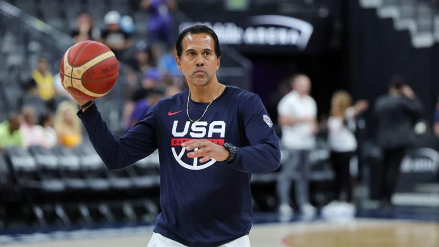 Erik Spoelstra, técnico de Miami Heat, será el próximo seleccionador de EEUU, según medios Erik Spoelstra, técnico de Miami Heat, será el próximo seleccionador de EEUU, según medios