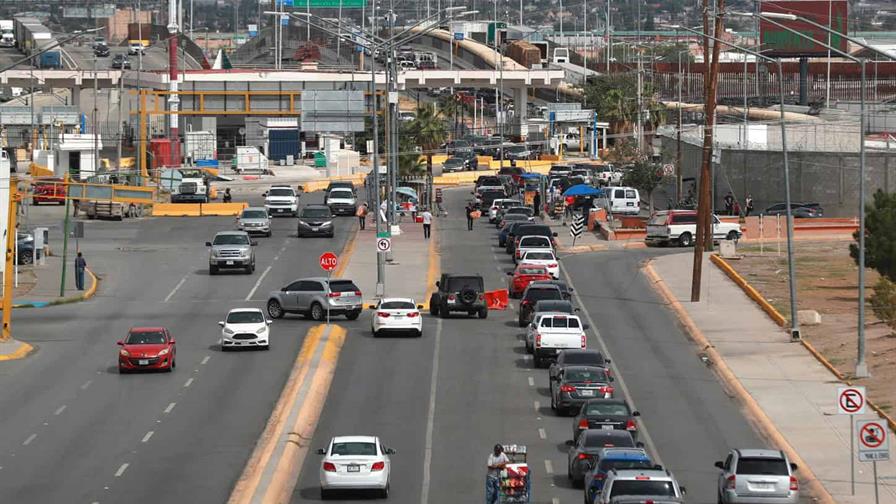 Largas filas en cruces en la frontera norte de México por el cierre del Gobierno en EE. UU. Largas filas en cruces en la frontera norte de México por el cierre del Gobierno en EE. UU.