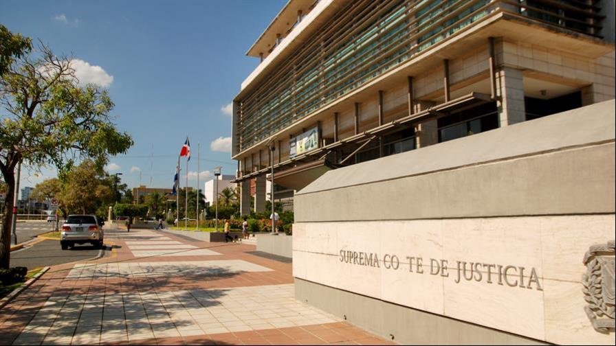 La Suprema Corte ordena nuevo juicio en disputa por reglamento de roaming nacional La Suprema Corte ordena nuevo juicio en disputa por reglamento de roaming nacional