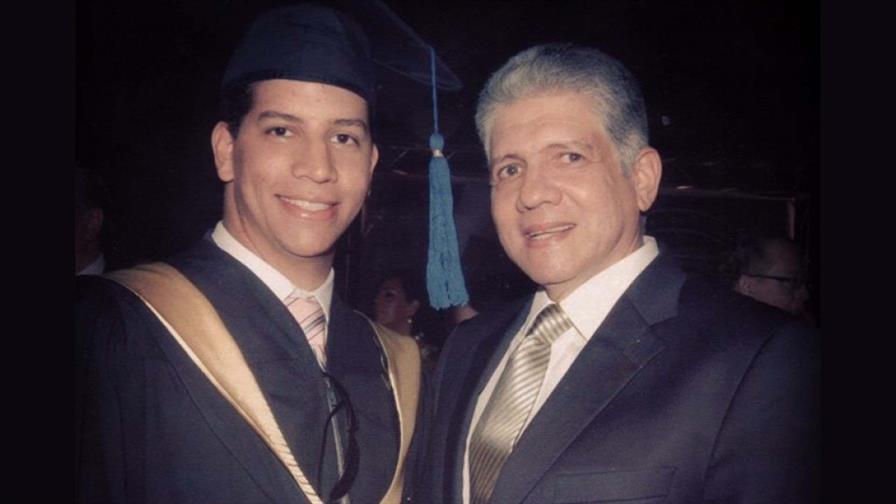 Eduardo Estrella recuerda a su hijo fallecido en tragedia del Jet Set: Todo lo haré en su memoria