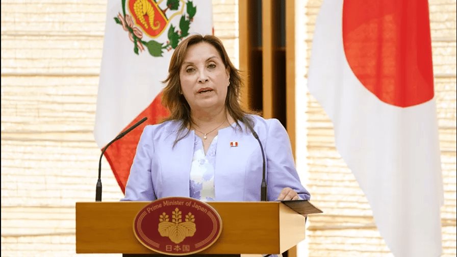 Fuerzas políticas que sostenían a la presidenta Boluarte en Perú anticipan su destitución Fuerzas políticas que sostenían a la presidenta Boluarte en Perú anticipan su destitución