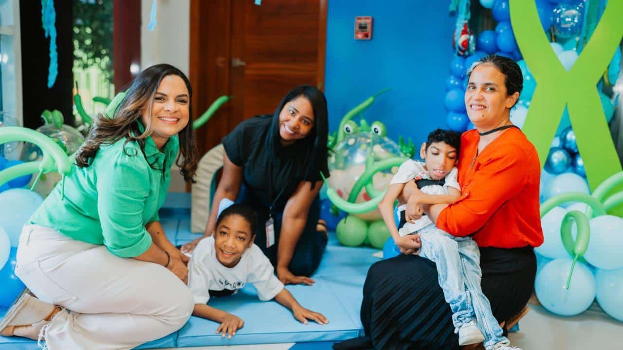 219 ni&ntilde;os con par&aacute;lisis cerebral reciben atenci&oacute;n especializada en el CAID