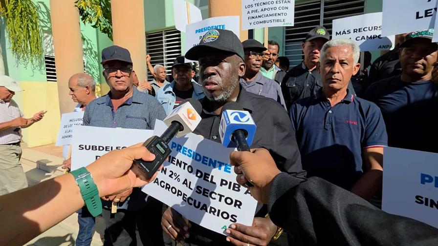 Agr&oacute;nomos de Dajab&oacute;n se suman al paro nacional en demanda de pensiones dignas y aumento salarial