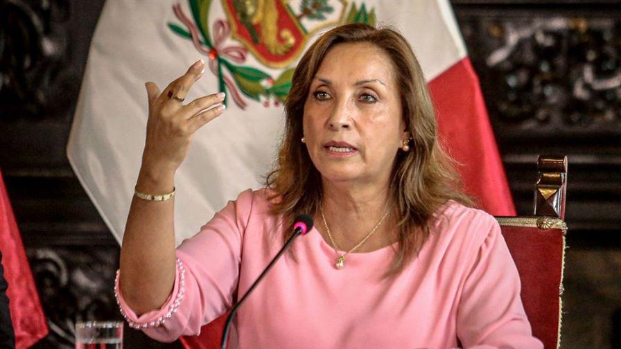 La expresidenta de Per&uacute; ratifica que no piensa buscar asilo y dice que no es responsable de delitos