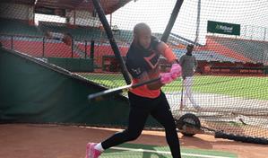 Bryan de la Cruz se integra a los Toros y estará desde el arranque