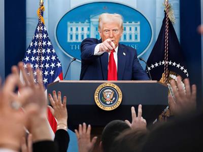 Trump dice que Machado fue amable al dedicarle Nobel de la Paz