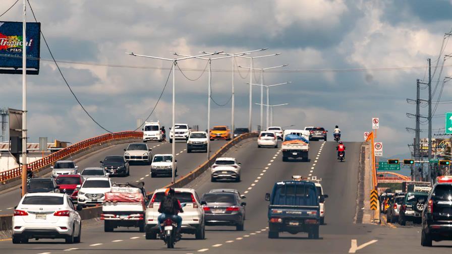 Construirán paso a desnivel en Charles de Gaulle con La Victoria para aliviar caos vehicular Construirán paso a desnivel en Charles de Gaulle con La Victoria para aliviar caos vehicular