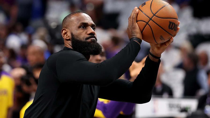 Por una ciática, LeBron James se perderá el arranque de temporada Por una ciática, LeBron James se perderá el arranque de temporada