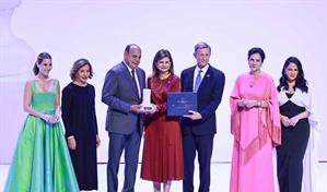 Reconocen a Augusto Taveras con el Premio al Emigrante Dominicano Sr. Oscar de la Renta